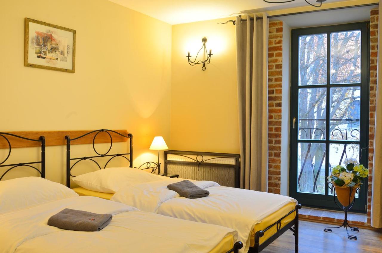 Hotel Via Ironia Vysoké Mýto Екстериор снимка