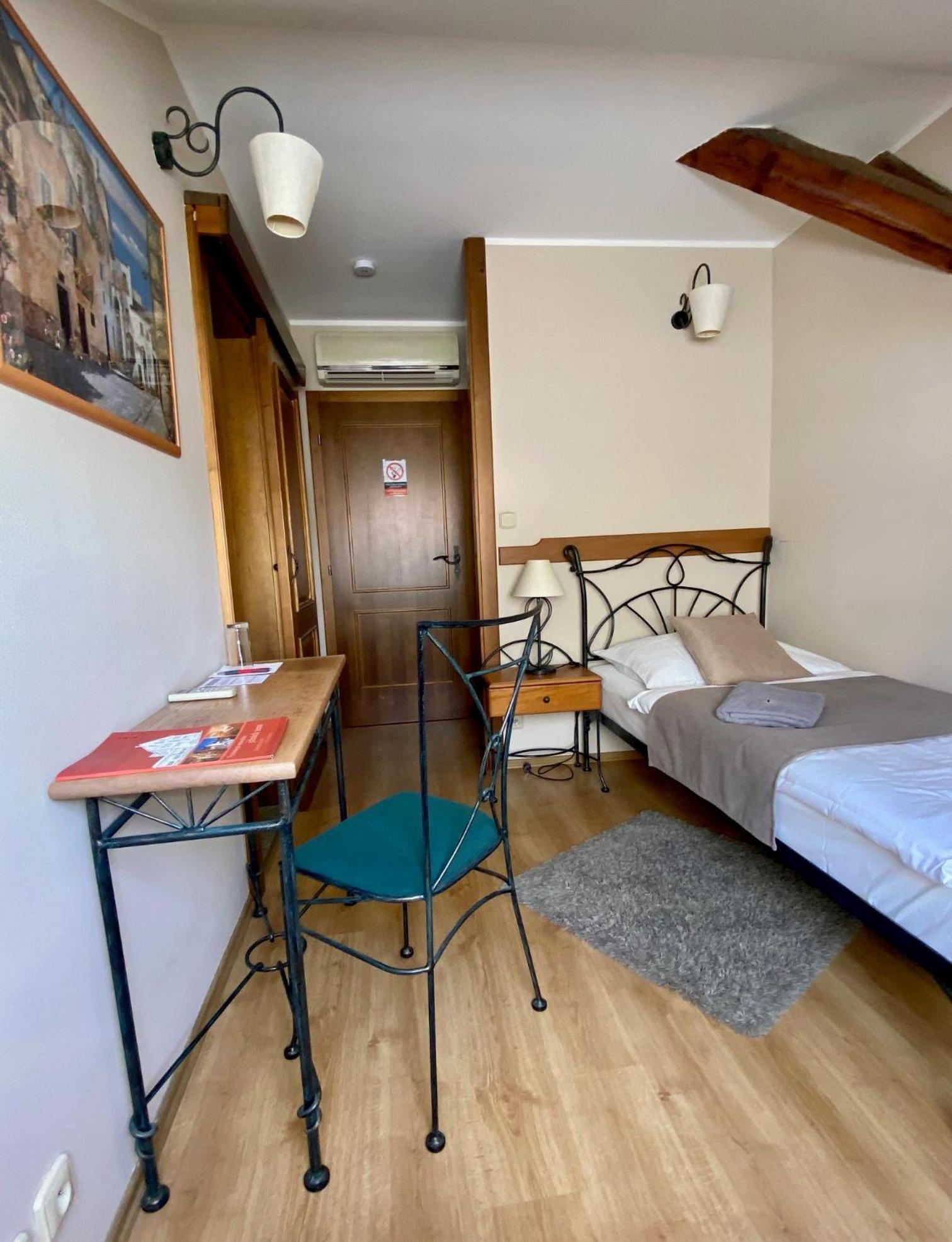 Hotel Via Ironia Vysoké Mýto Екстериор снимка