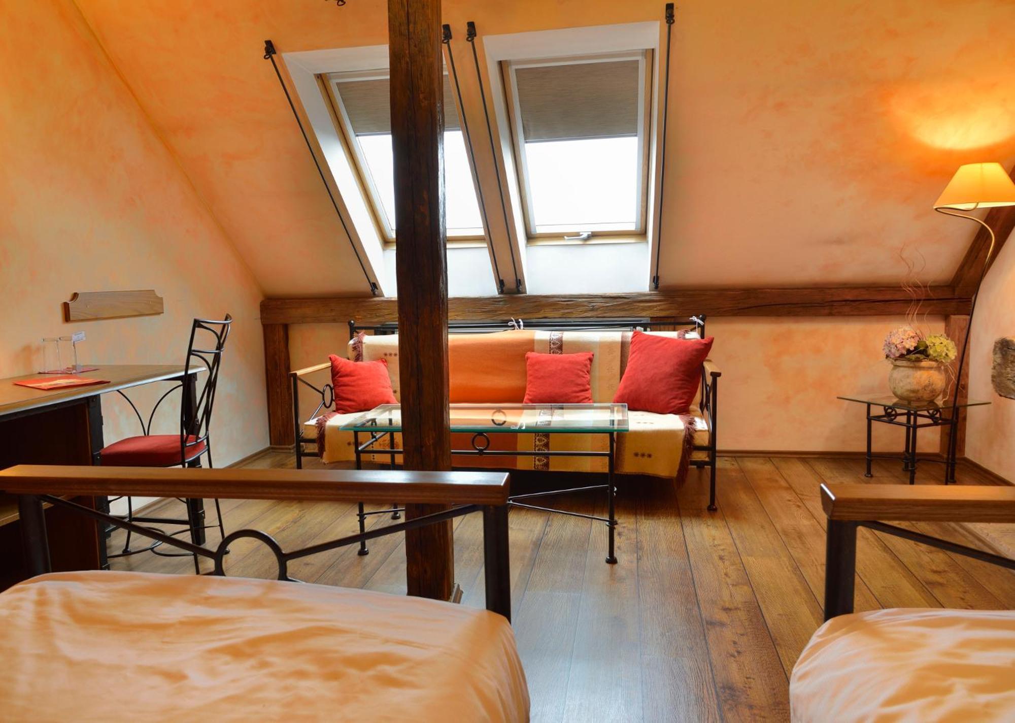 Hotel Via Ironia Vysoké Mýto Екстериор снимка