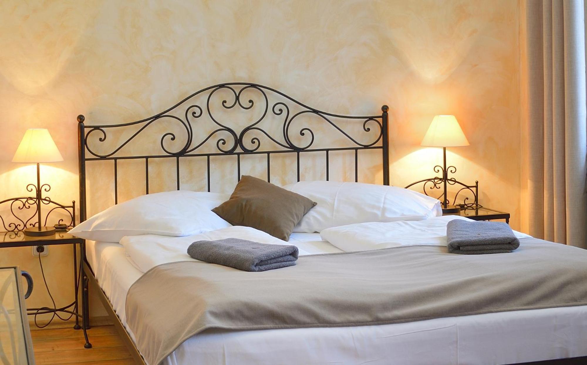 Hotel Via Ironia Vysoké Mýto Екстериор снимка